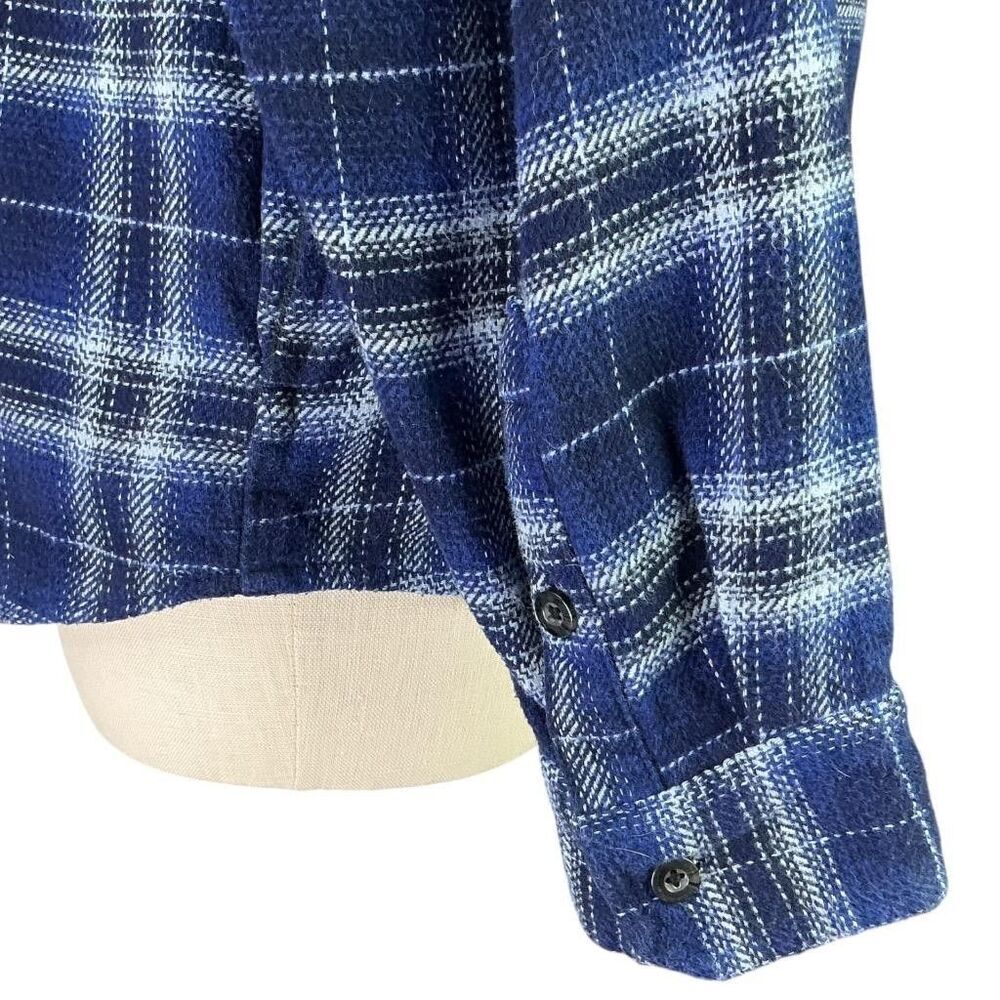 Woolrich Brawny Flannel Shirt Men XL Blue Plaid Button Long Sleeve Shacket - Picture 4 of 11